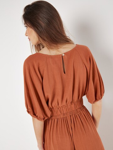 Apricot Blouse in Brown
