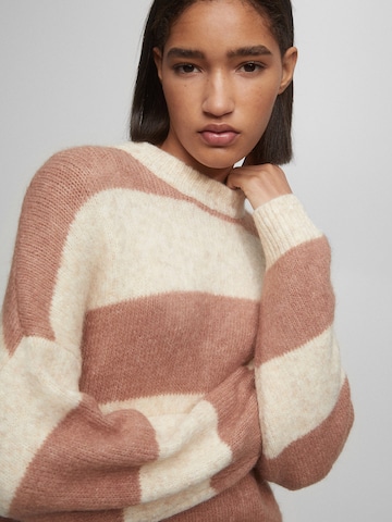 Pull&Bear Пуловер в розово