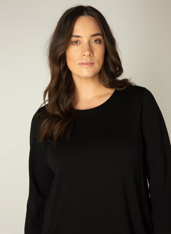 BASE LEVEL CURVY Kleid 'Addy' in Schwarz