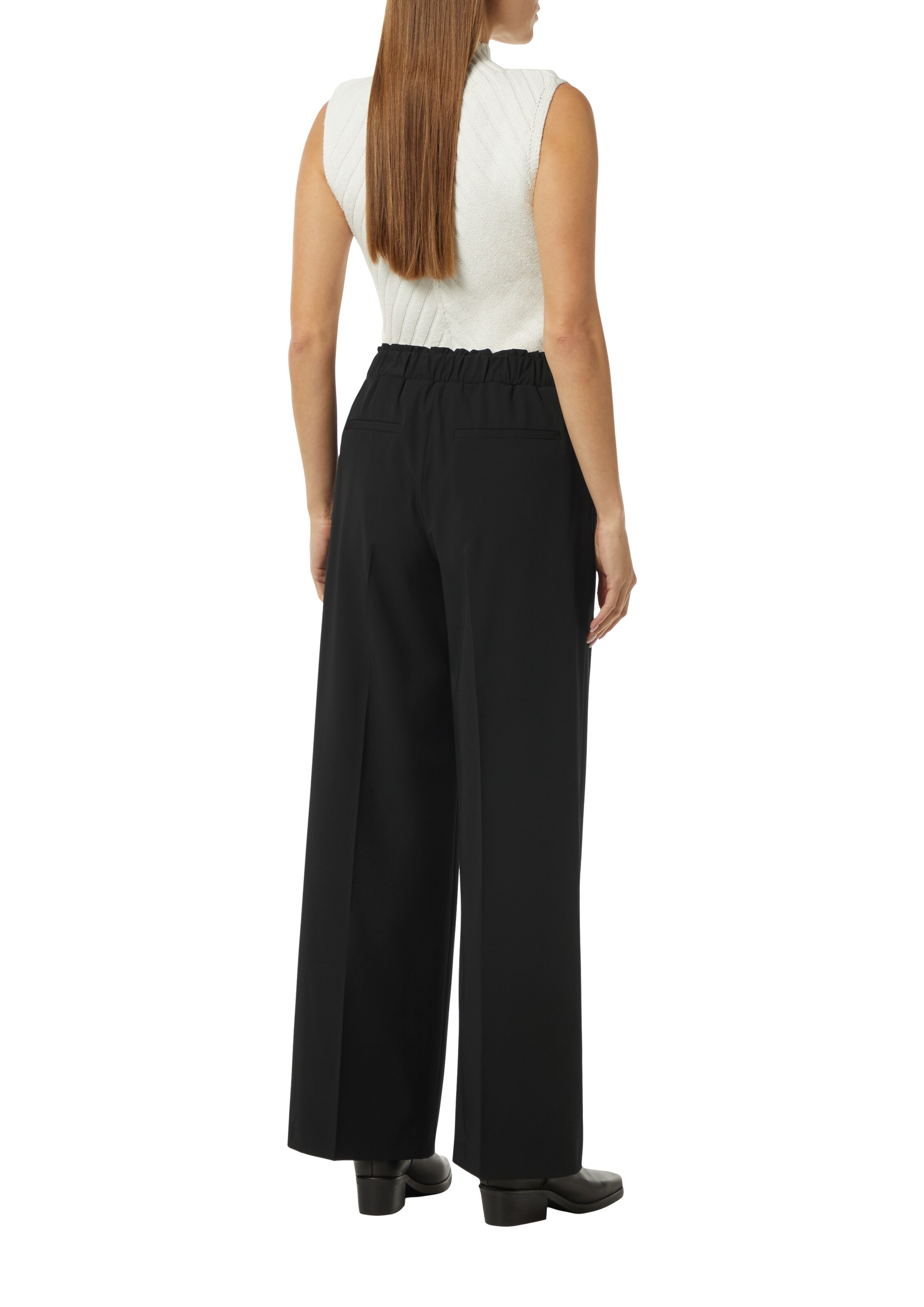 COMMA Loose fit Pleat-Front Pants in Black