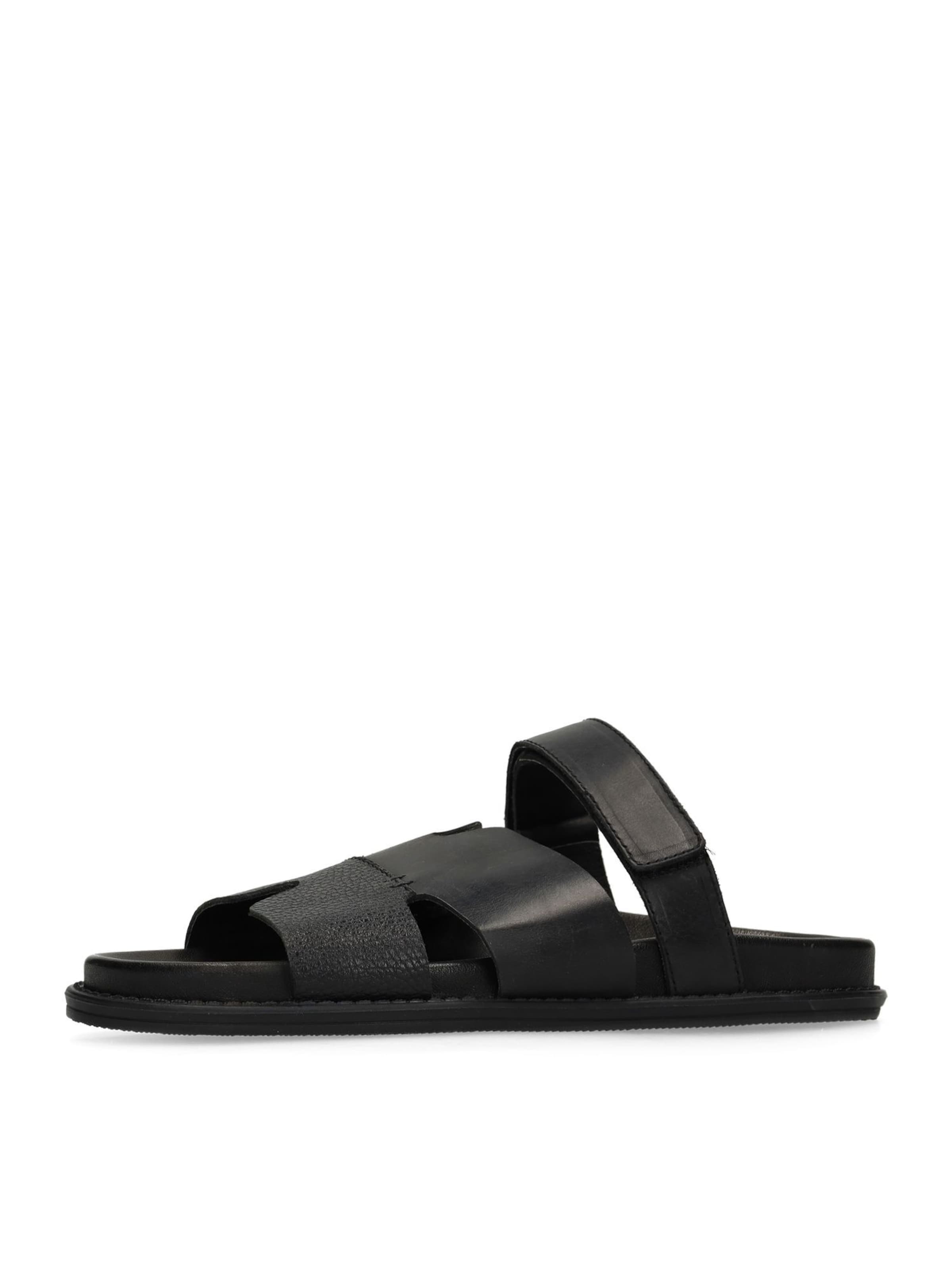MANFIELD Pantolette in Schwarz: Vorderseite