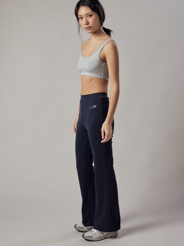 évasé Leggings 'Panta Jazz in Interlock' OWN Off With Nature en bleu