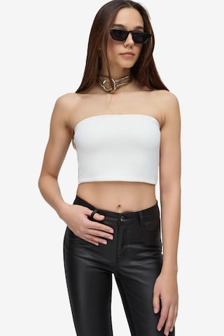 No Matter What Top in Weiß: Vorderseite