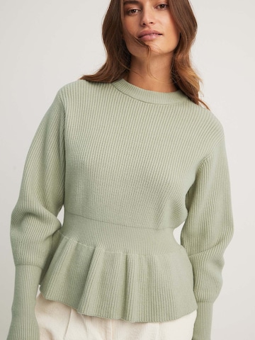 NA-KD Sweater in Green: front