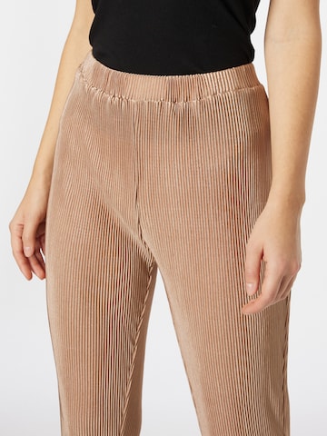 évasé Pantalon Misspap en beige