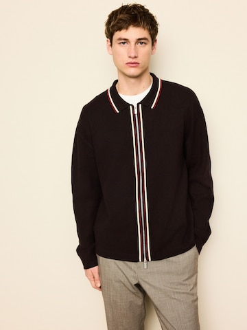 Next Вязаная кофта в Черный: спереди