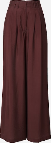 Guido Maria Kretschmer Collection Pleat-Front Pants 'Finja' in Brown: front