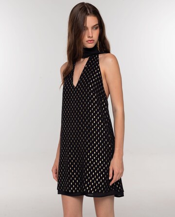 THE-ARE - Vestido en negro: frente