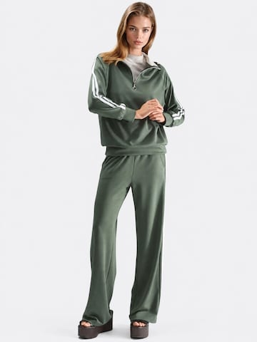 Lady Bersan Leisure suit 'Zweiteiliges Set' in Green