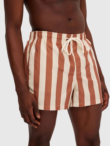 SELECTED HOMME Board Shorts in Beige