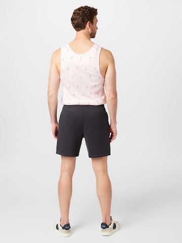 Regular Pantaloni de la HOLLISTER pe negru