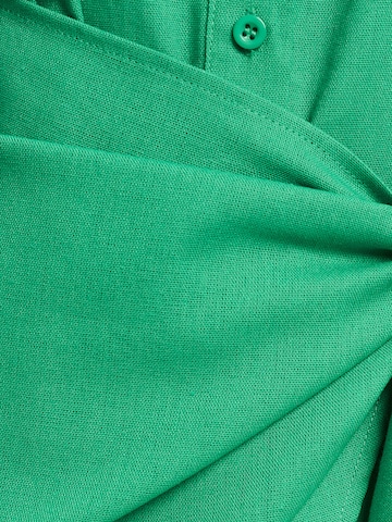 Calli - Vestidos camiseiros 'ZAC' em verde
