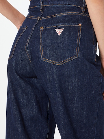 Loosefit Jeans 'Andrea' de la GUESS pe albastru