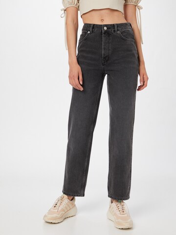 Loosefit Jean SELECTED en gris : devant