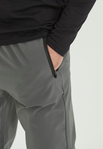 Virtus Tapered Workout Pants 'BLAG V2' in Grey