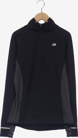 new balance Sweatshirt & Zip-Up Hoodie in S in Black: front