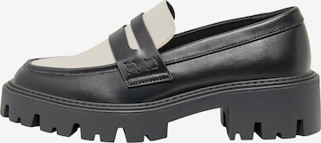 ONLYSlip On cipele 'Betty' - crna boja: prednji dio