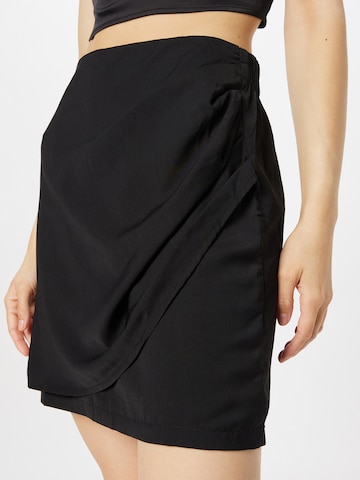 PIECES Skirt in Black