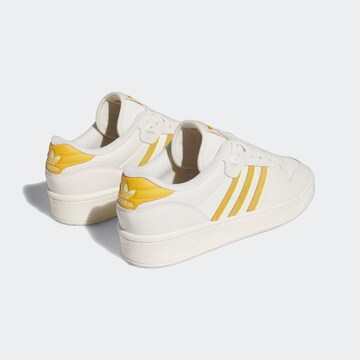 ADIDAS ORIGINALS Rövid szárú sportcipők 'Rivalry' - fehér