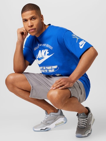 Nike Sportswear T-Shirt in Blau