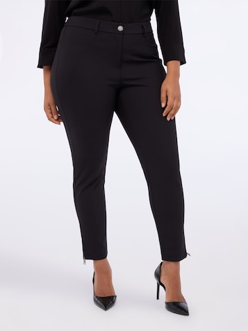 Fiorella Rubino Skinny Trousers in Black