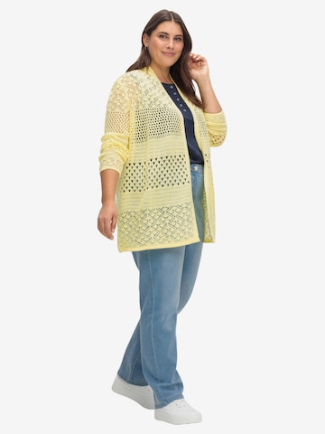 SHEEGO Knit Cardigan in Yellow