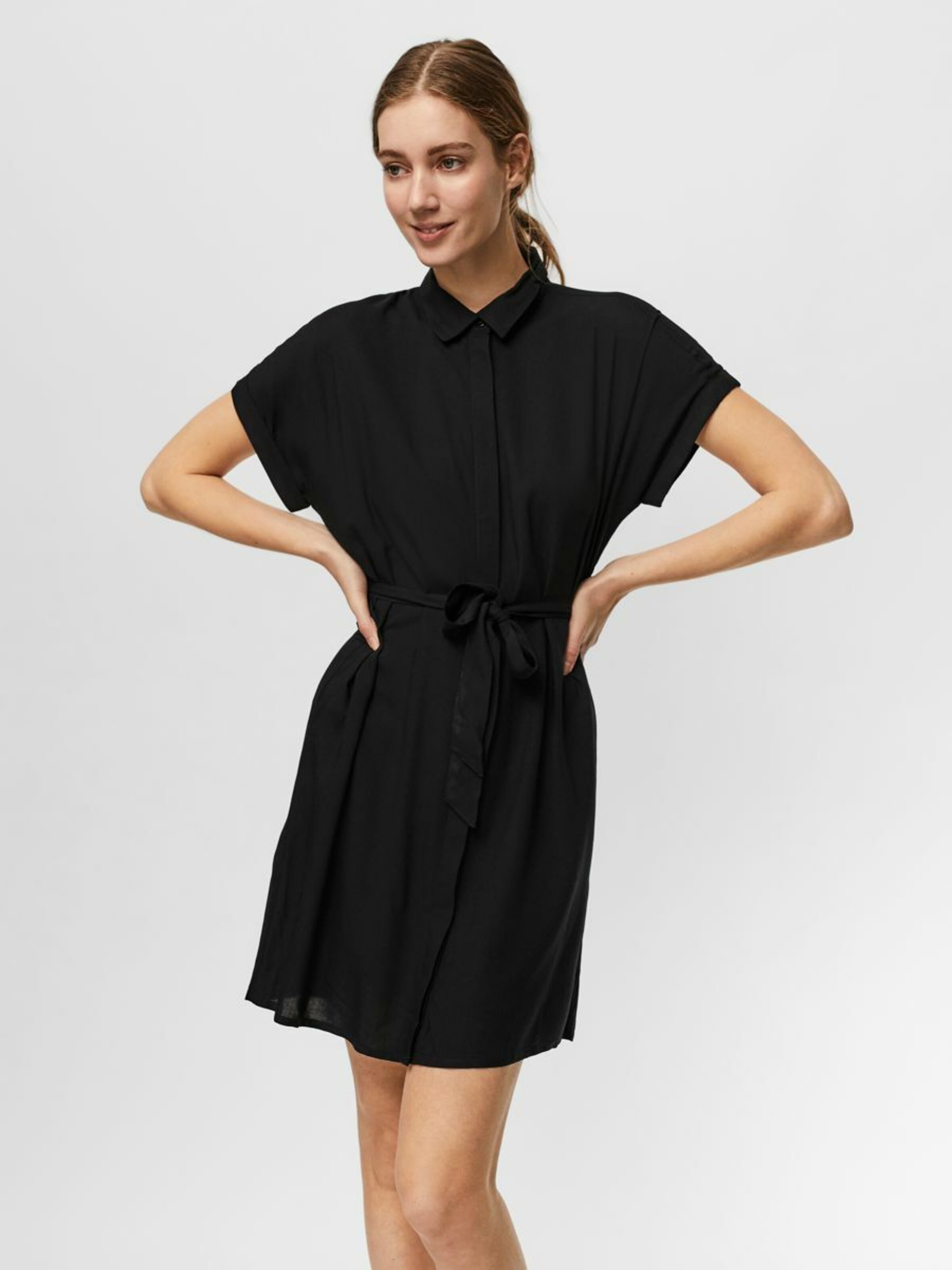 Frauen Kleider VERO MODA Kleid in Schwarz - VY18461 Frauen Kleider VERO MODA Kleid in Schwarz - VY18461