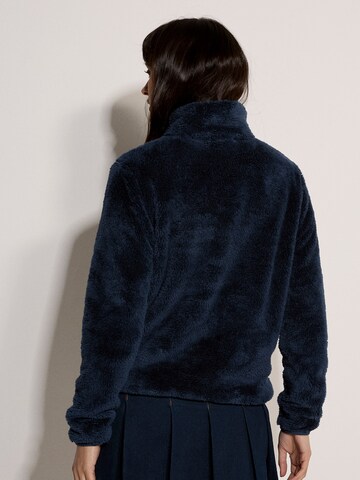 Apricot Between-Season Jacket in Blue