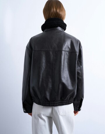 TOPSHOP Prehodna jakna 'OLIVIA' | črna barva