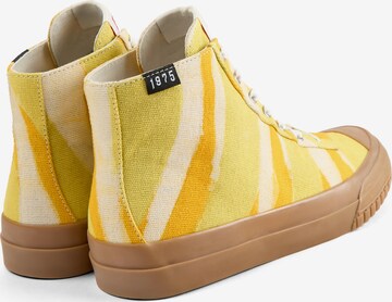 Sneaker alta 'Camaleon 1975' di CAMPER in giallo