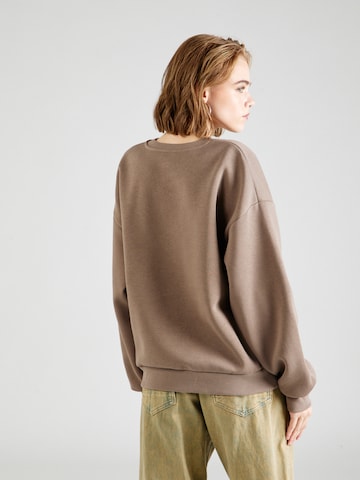 Gina Tricot Sweatshirt 'Riley' i brun