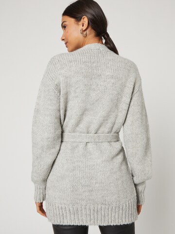 Guido Maria Kretschmer Women Knit Cardigan 'Mariam' in Grey