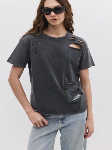 No Matter What Shirt in Grijs: voorkant