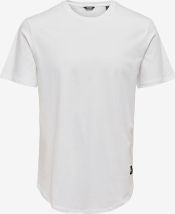 Coupe regular T-Shirt 'Matt' Only & Sons en blanc : devant