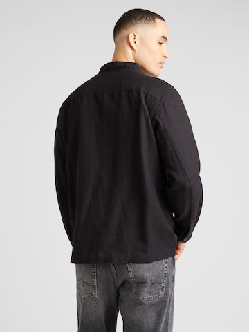 SELECTED HOMME Comfort Fit Skjorta 'MADS' i svart