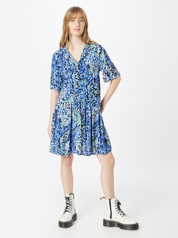 Robe-chemise Warehouse en bleu : devant