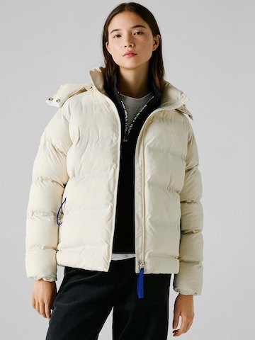 Giacca invernale 'CITY PUFFER' di Red Bull Racing x Pepe Jeans in beige: frontale