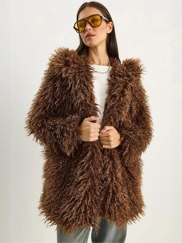 Cappotto invernale di Bianco Lucci in marrone: frontale