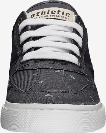 Ethletic Sneaker in Blau