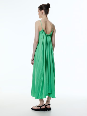 Robe d’été 'Johanna' EDITED en vert