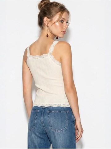 Top di Bianco Lucci in beige