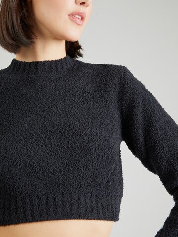 Nike Sportswear Pullover i sort