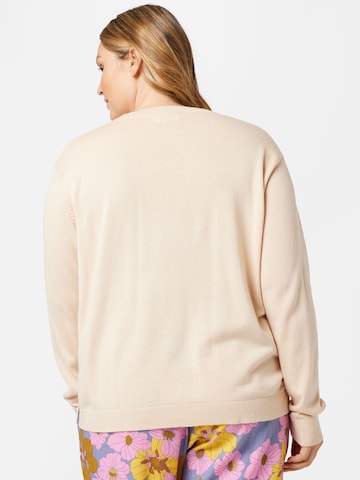 Calvin Klein Curve Sweater in Beige