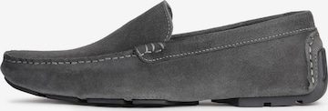 Kazar Moccasins in Grey: front