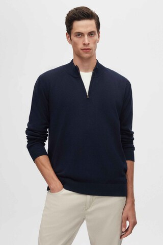 D’S Damat Sweater in Blue: front