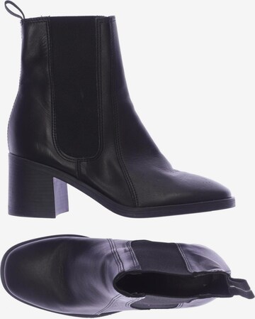 heine Dress Boots in 36 in Black: front
