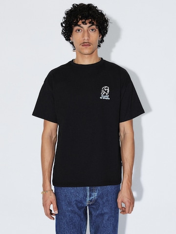 Dr. Denim Shirt 'Trooper' in Black: front