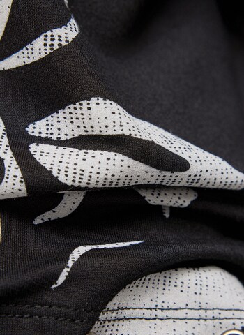Rabe Shirt in Black