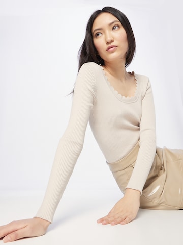 ABOUT YOU Sweater 'Lisette' in Beige