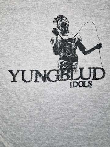 Yungblud Koszulka 'Yungblud On Stage T-Shirt' w kolorze szary